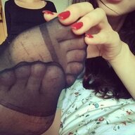 Iva_HosedToes